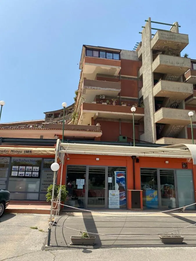 Naxos Beach Apartment جيارديني ناكسوس إيطاليا