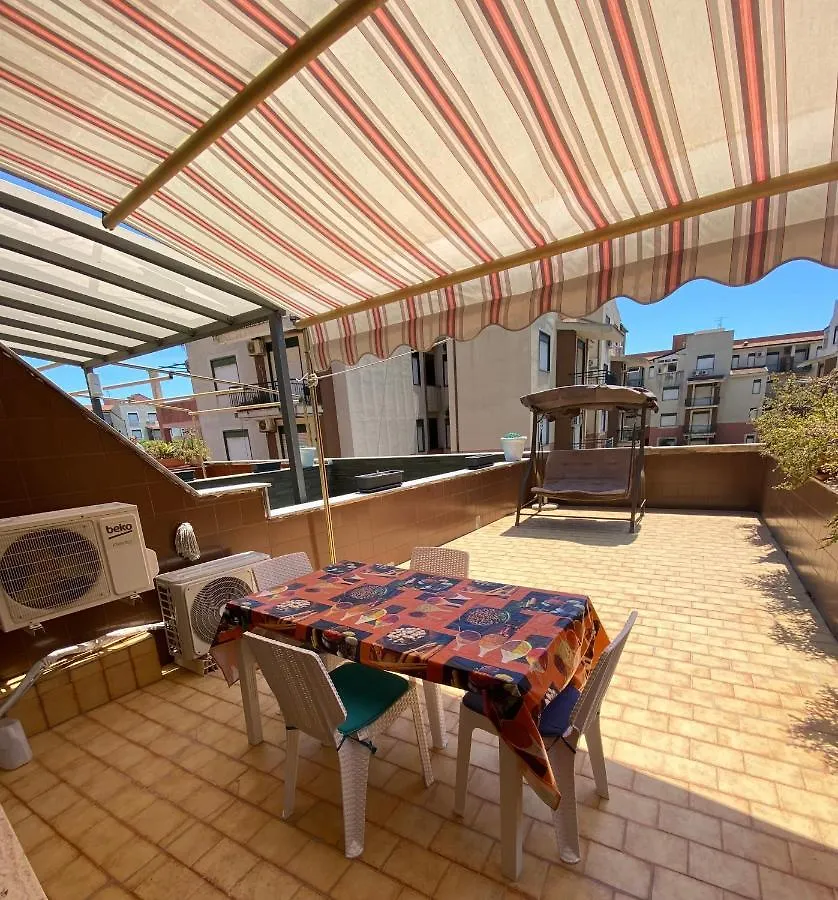 Naxos Beach Apartment جيارديني ناكسوس 0*,  إيطاليا